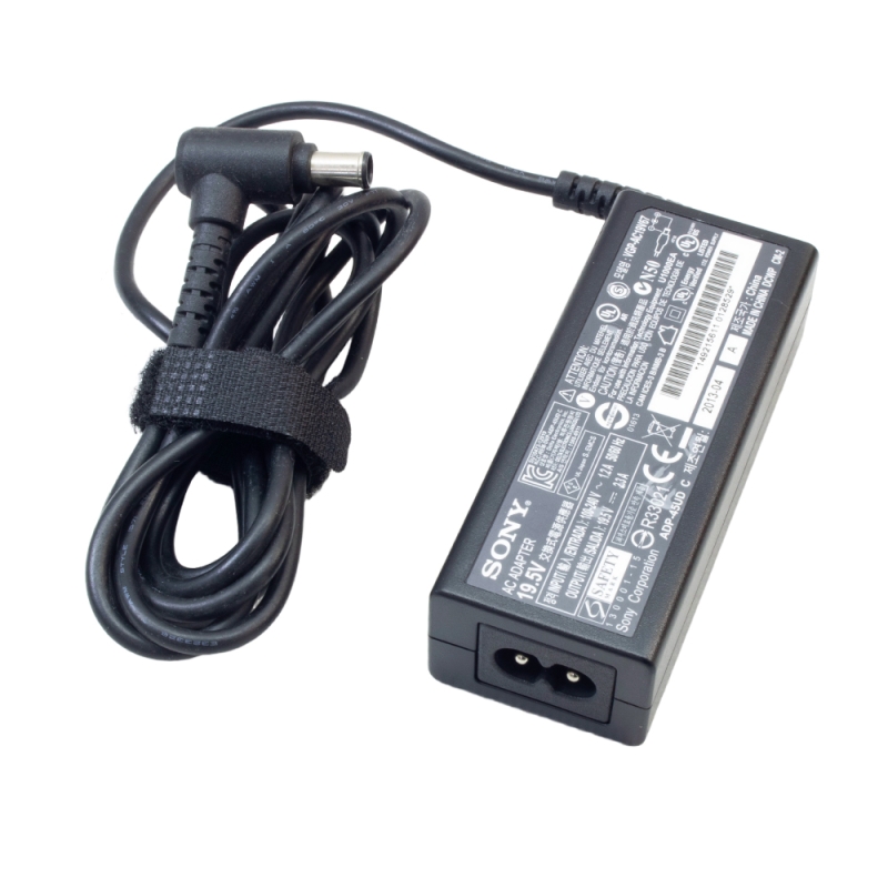 آداپتور لپ تاپی 19.5 ولت 2.3 آمپر بین راهی 19.5V-2.3A مارک SONY