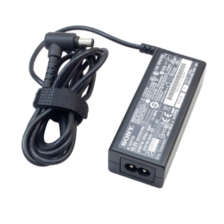 آداپتور لپ تاپی 19.5 ولت 2.3 آمپر بین راهی 19.5V-2.3A مارک SONY