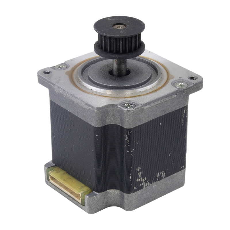 استپ موتور NEMA23 دو فاز 1.8 درجه 6 سیمه 8.5Kg.cm مدل KH56KM2U110 مارک Nidec Servo