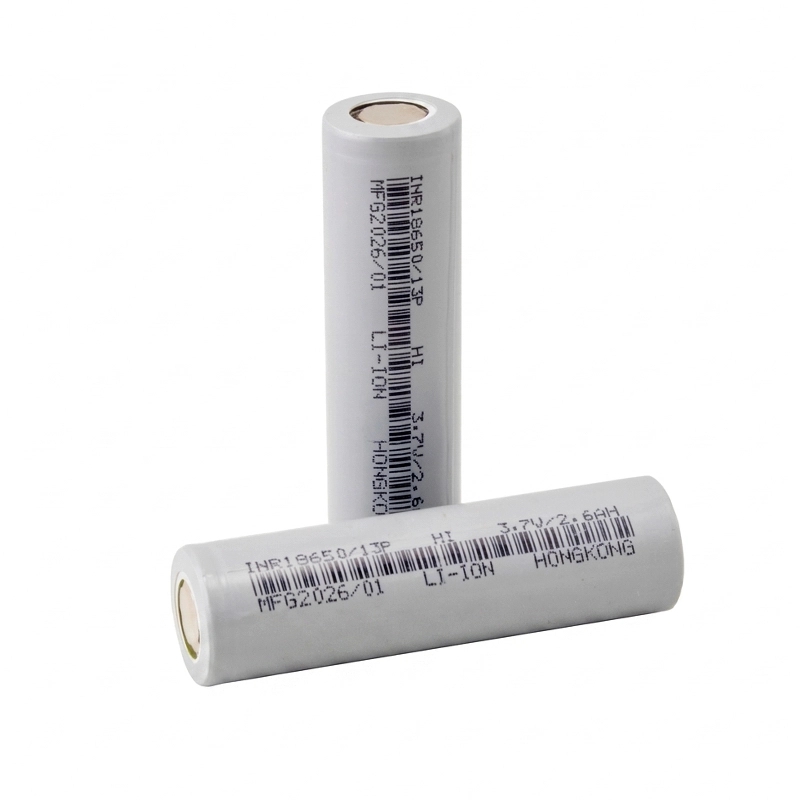 باتری لیتیوم یون 3.7v سایز 18650 سرتخت 2600mAh ضریب جریان 5C مارک HI